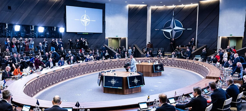 Nato, m&ouml;te