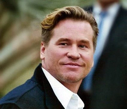 Instruktør der arbejdede med afdøde Val Kilmer kalder ham “det værste menneske, jeg nogensinde har kendt”