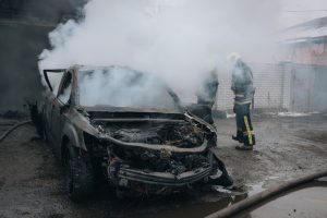Kina förbjuder batteribränder i elbilar – ny lag träder i kraft 2026