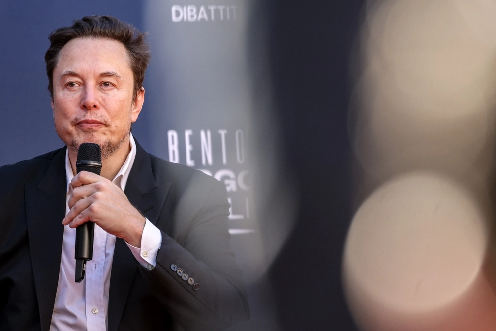 Elon,Musk,mikrofon,microphone