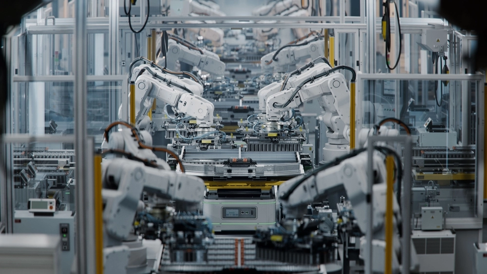Bilproducent, Car Manufacturer, Row,Of,White,Robotic,Arms,At,Factory.,Lithium-ion,Ev,Battery