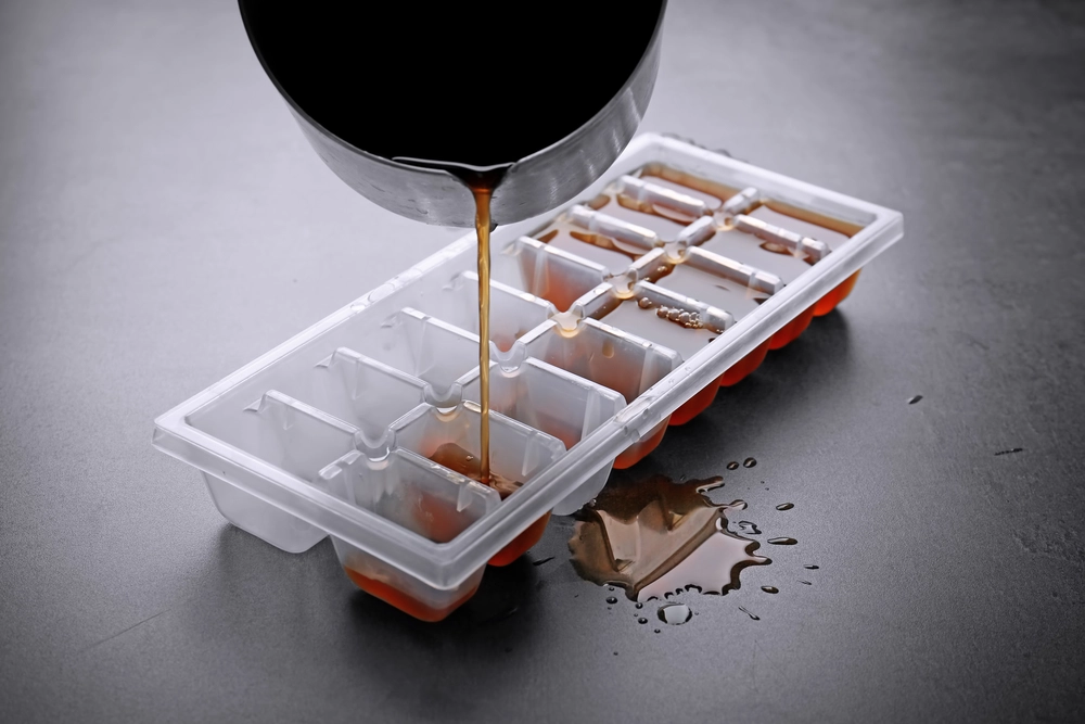 ice cube tray / isterning bakke