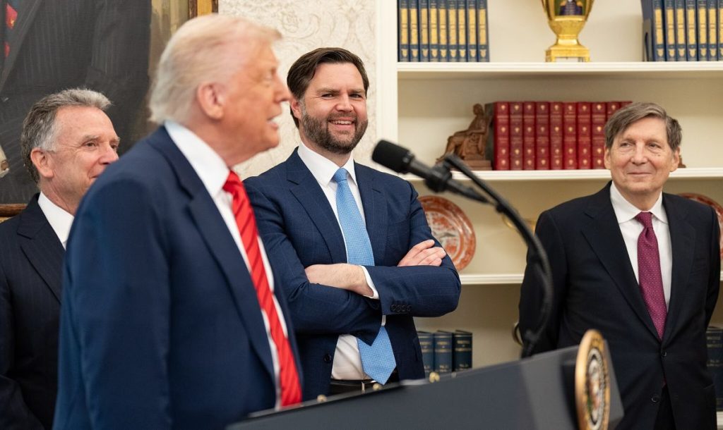 Trump öppnar för samarbete med Ryssland – vill inte isolera Moskva