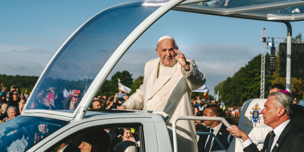 Pope Francis, popemobile