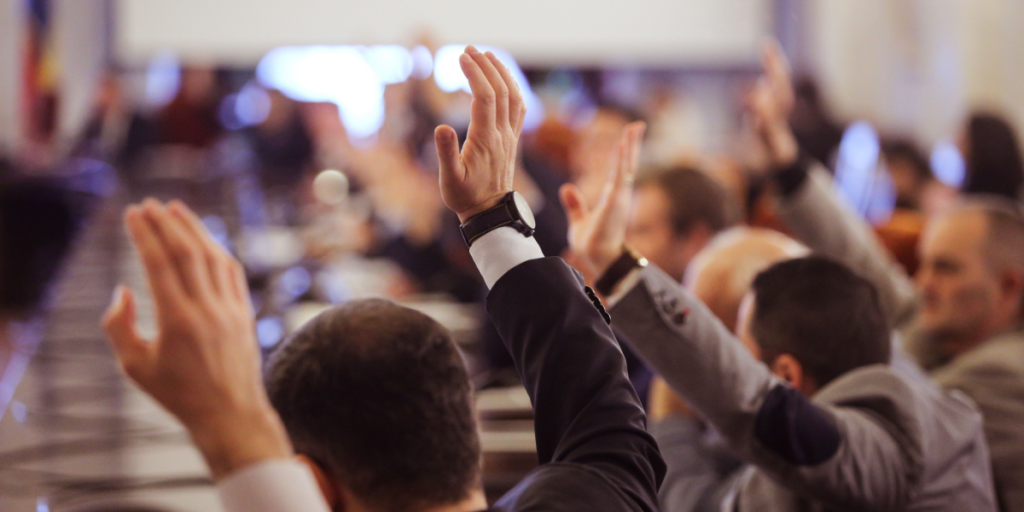 Consensus, raising hands