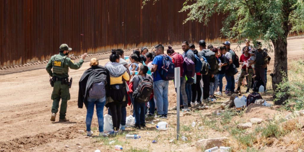 Migants, border patrol