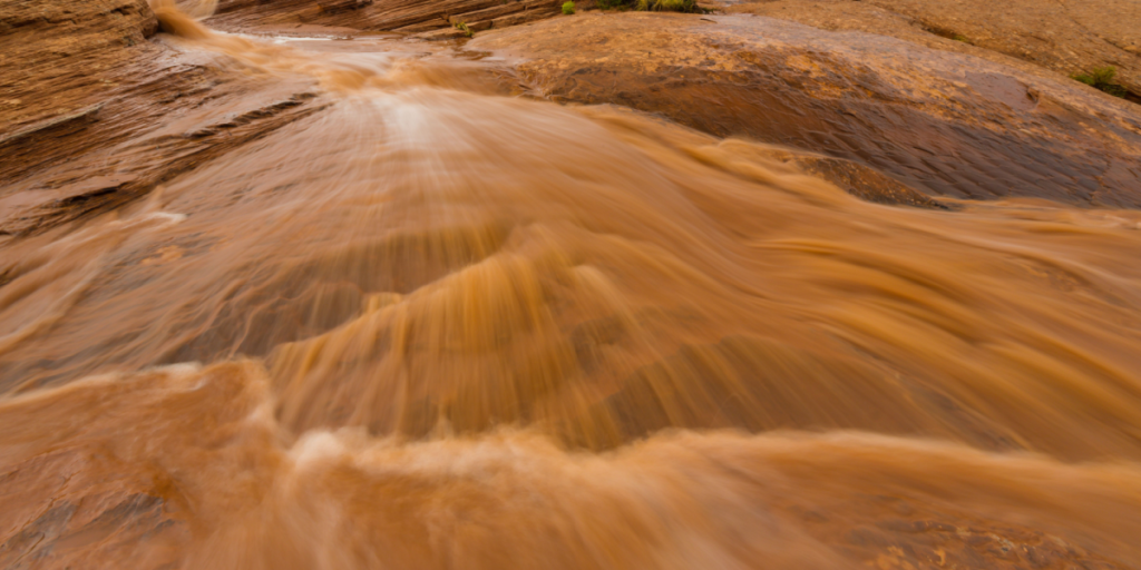 Flash flood, desert