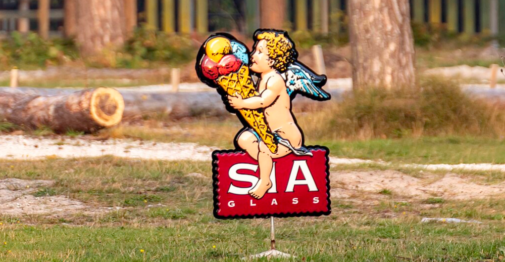 Sia Glass