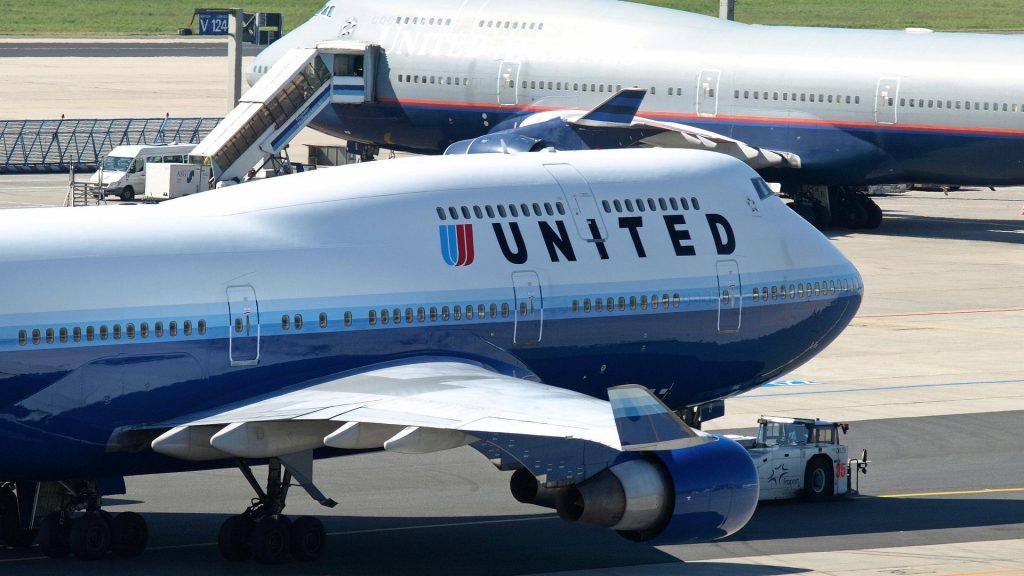 boeing 747 plane aircraft fly united states