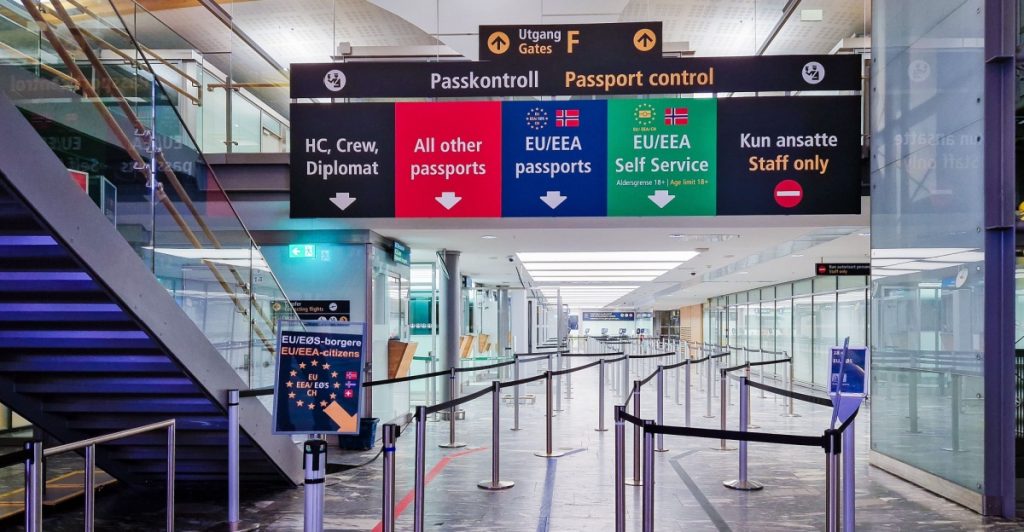 paskontrol,passportcontrol,airport,lufthavn