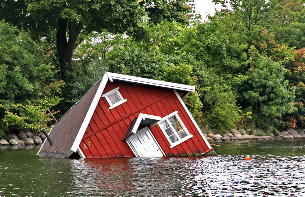 Red,House,Under,Water,In,Malmo,,Sweden