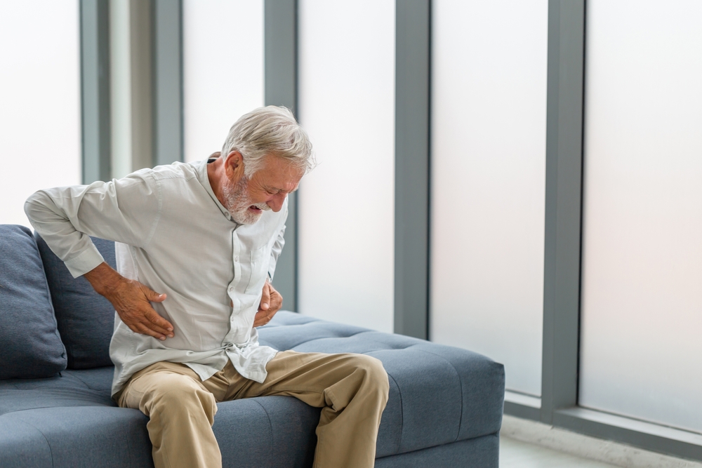 Senior,Man,Stomach,Ache,ældre,mand,mavesmerter