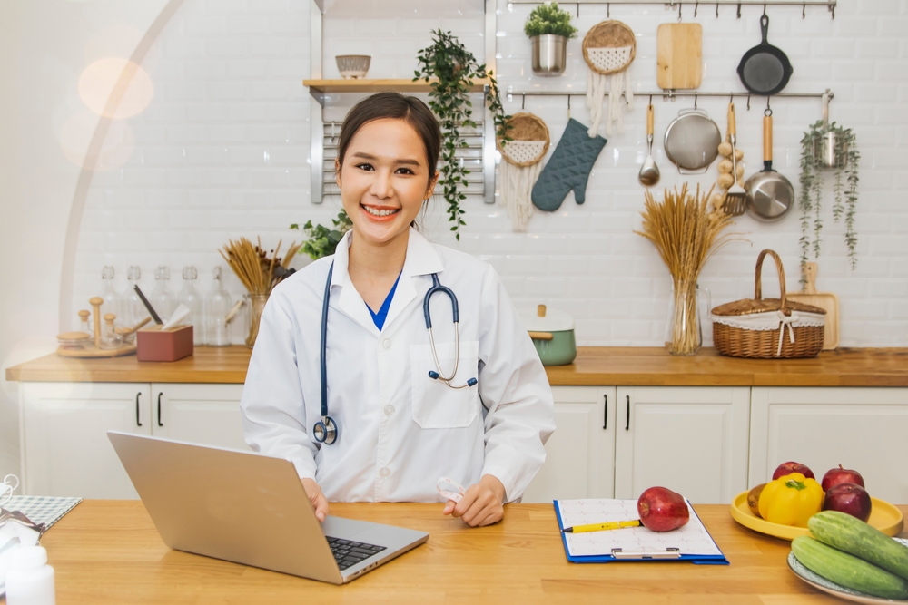 Asian,Female,Nutritionist,Health,kvinde,mad,læge