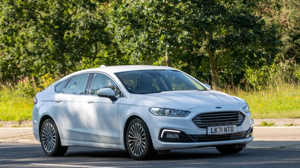 White,Diesel,ford,mondeo