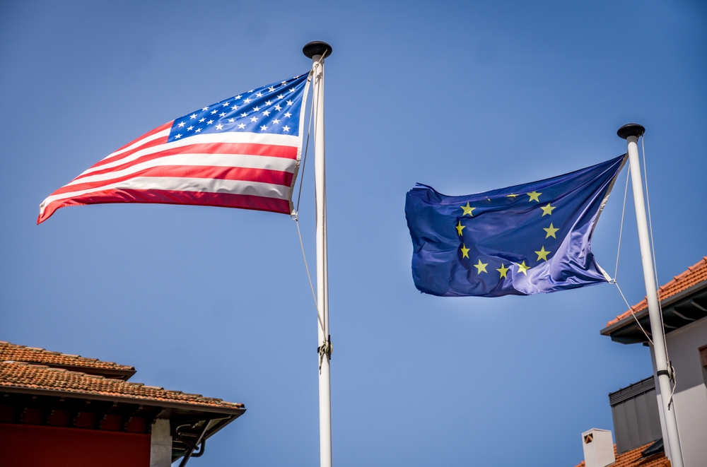 Flag,Of,The,United,States,Next,To,The,Flag,Of EU