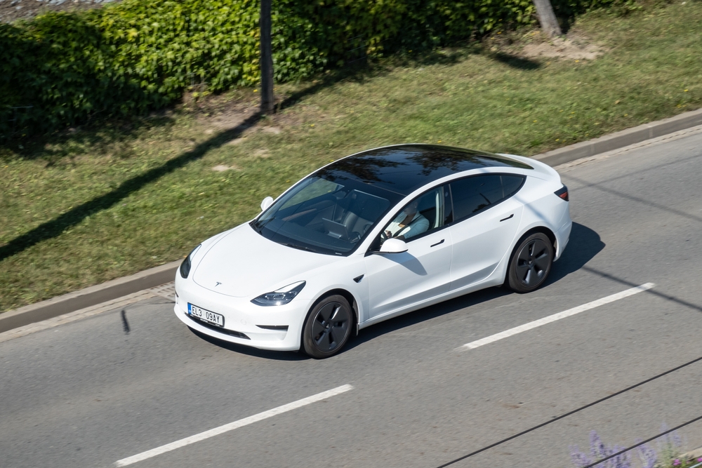 White,Tesla,Model,3,car,bil,hvid