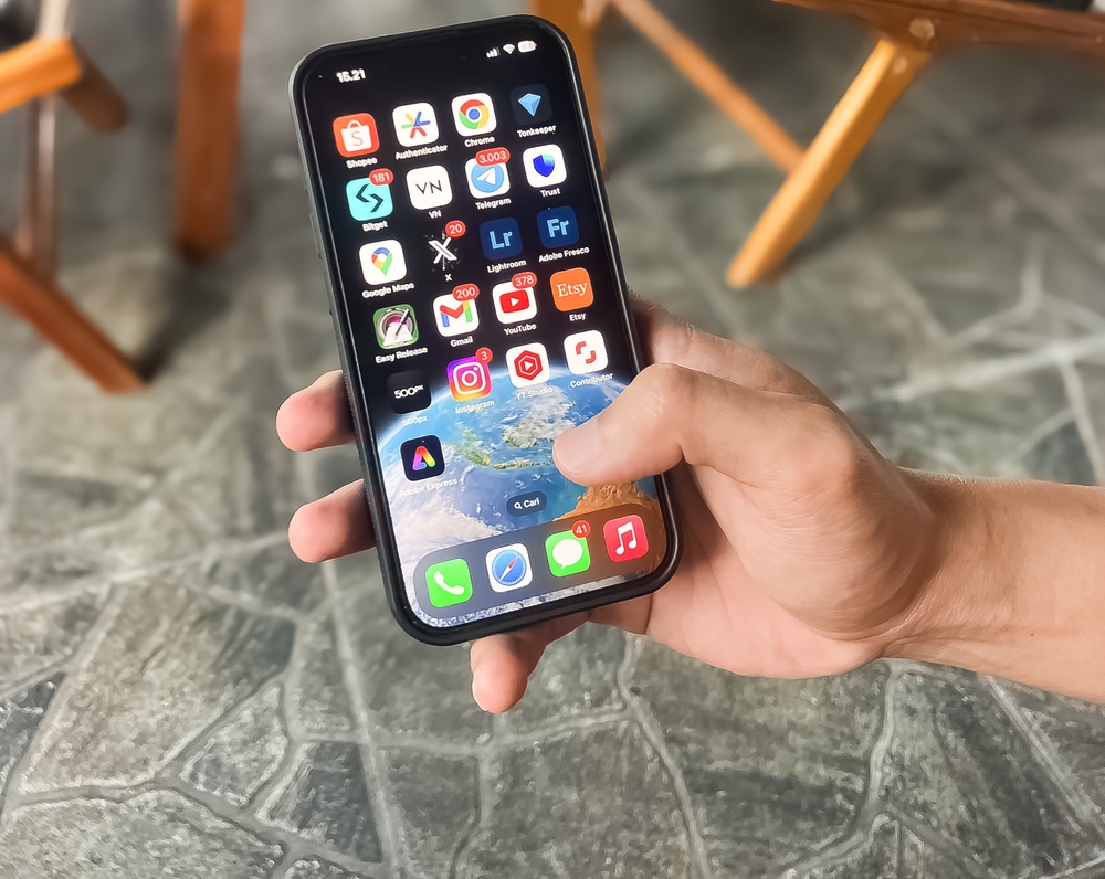 Hand,Is,Holding,phone,hånd,holder,telefon,smartphone