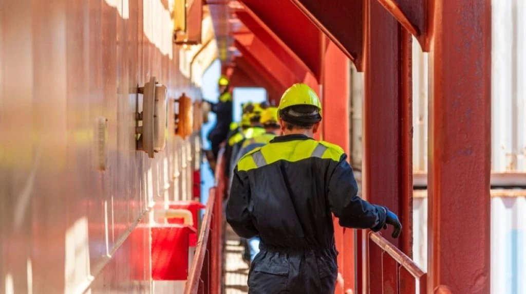 Unterseekabel beschädigt: Finnland prüft Schiff und mögliche Sanktionsverstöße