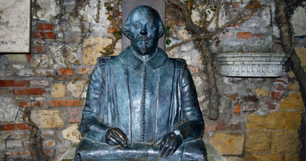 Busts_of_William_Shakespeare