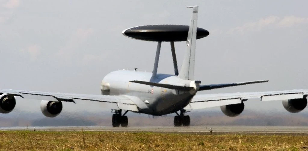 French_Air_Force_E-3F_radar_plane