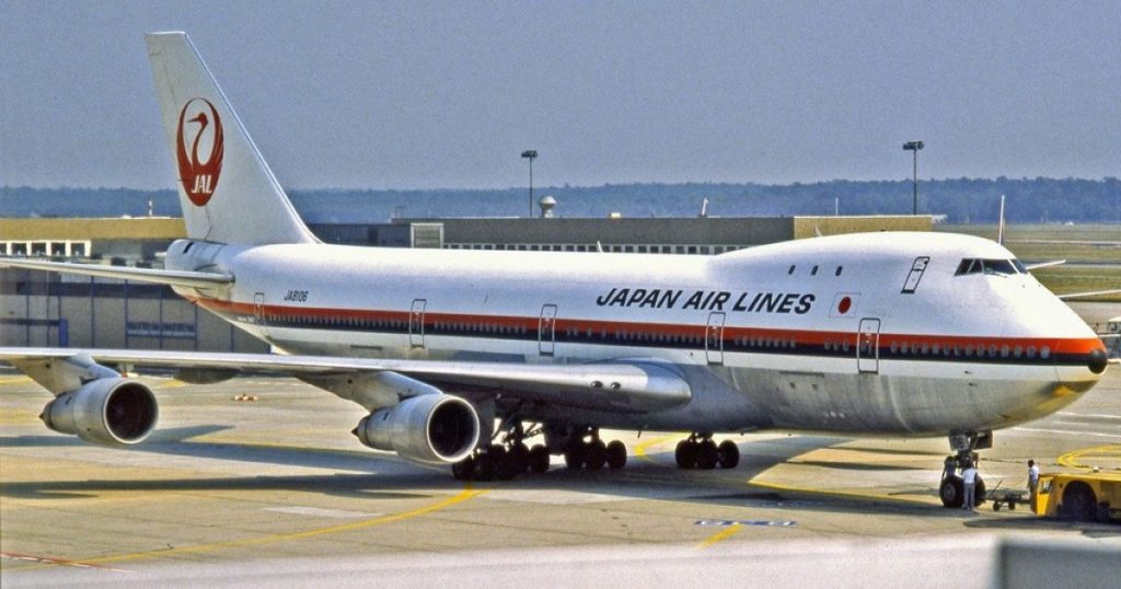 Japan_Airlines airplane