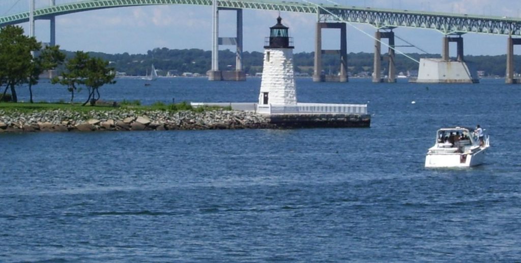 Newport_Harbor_Light_in_Newport,_Rhode_Island