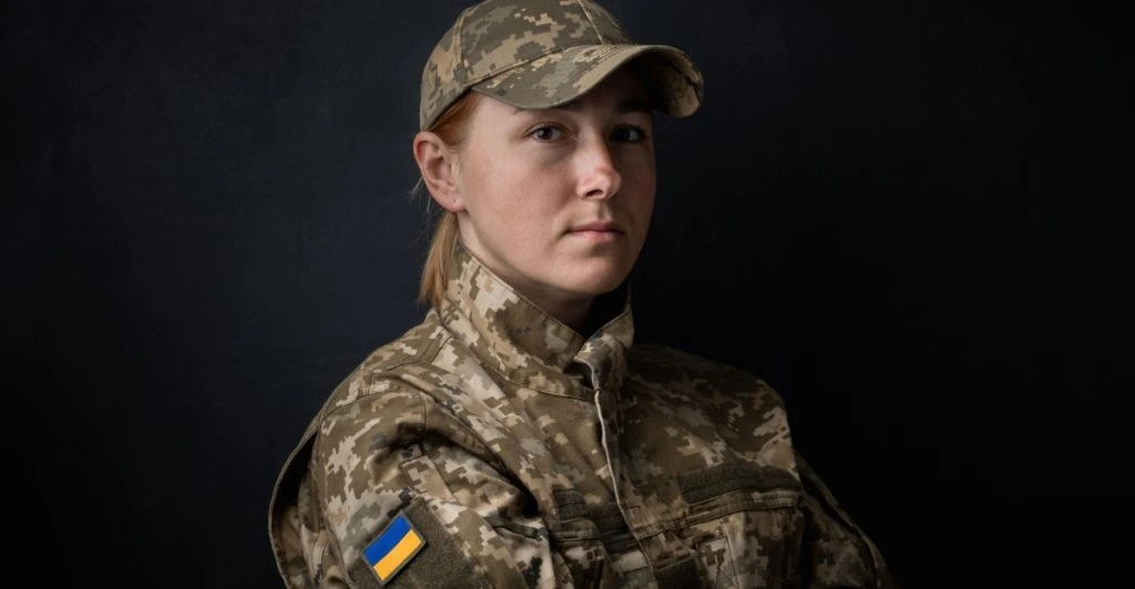 Kvindlig ukrainsk soldat
