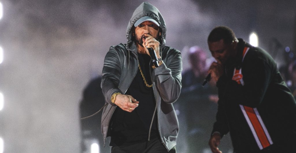 Eminem stämmer Meta på över en miljard kronor