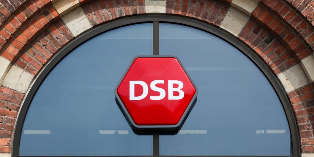 DSB smider over 20 milliarder efter nye tog – men du må stadig vente på at køre med dem