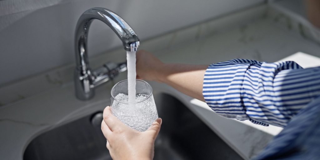 vand, water, tap water, vandhane, drikkevand