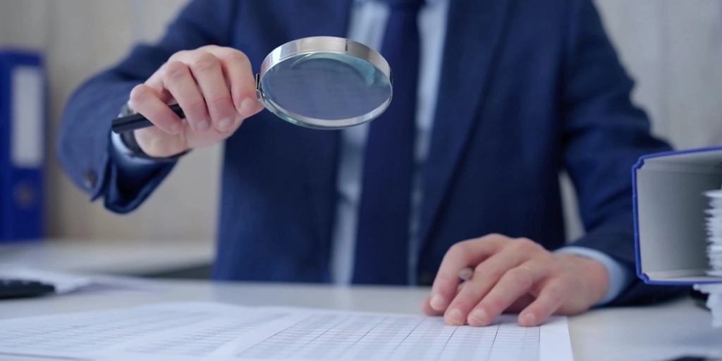 Magnifying glass