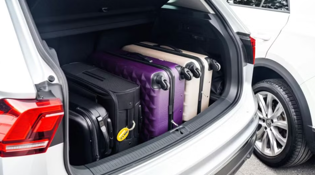 bagasjerom bil, kuffert, reise, bilferie, vacation, travel, car, luggage
