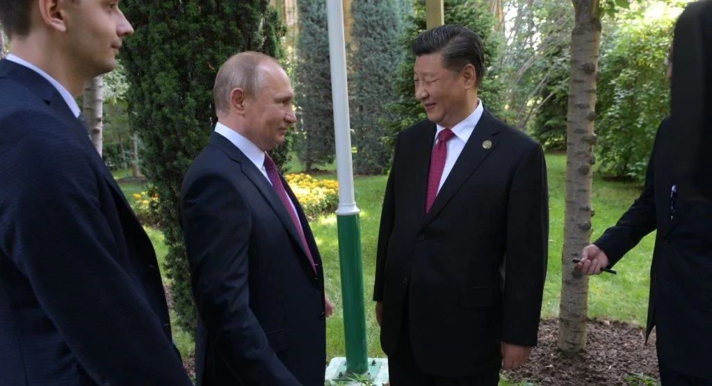 Vladimir_Putin_and_Xi_Jinping