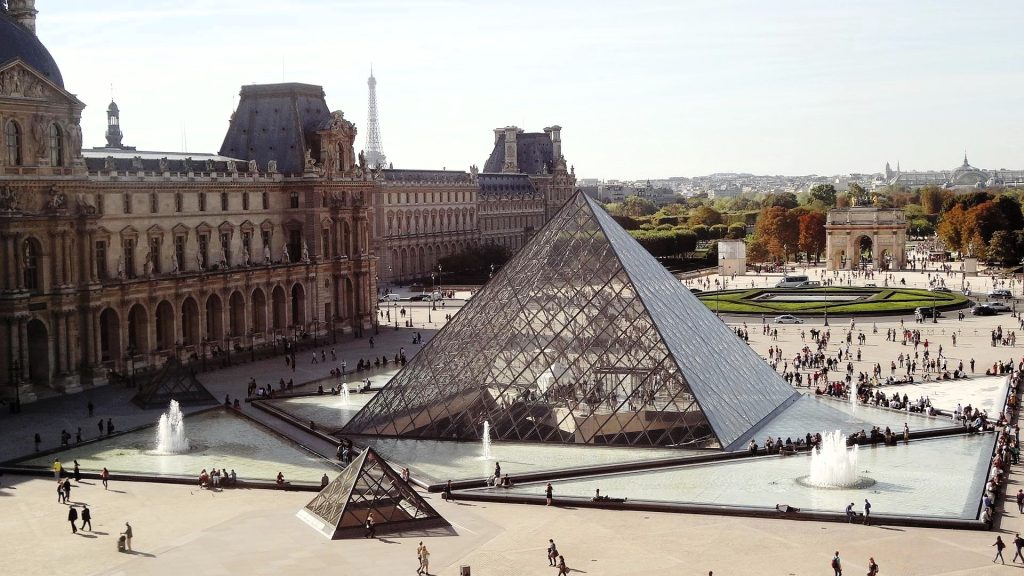 paris france louvre