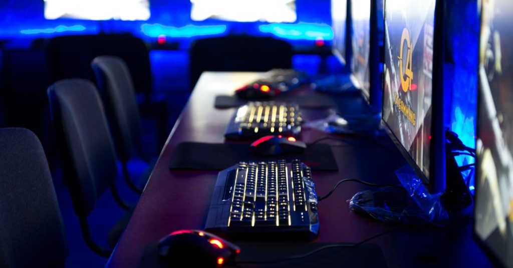 League of Legends Team Disbands