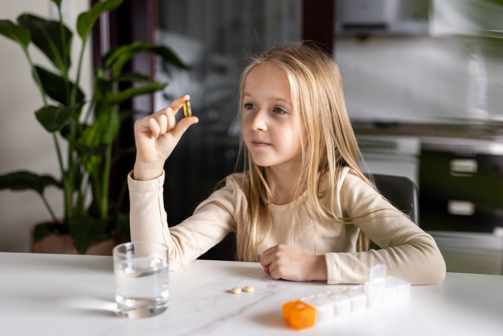 girl,pills,vitamines,pige,piller,vitaminer