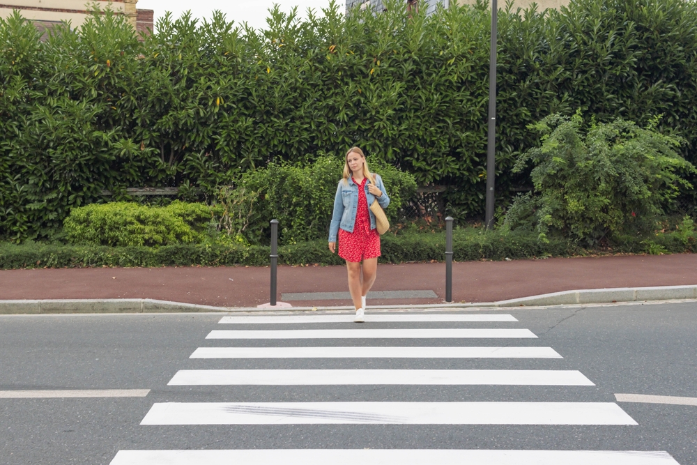 girl,street,walking,kvinde,vej,går