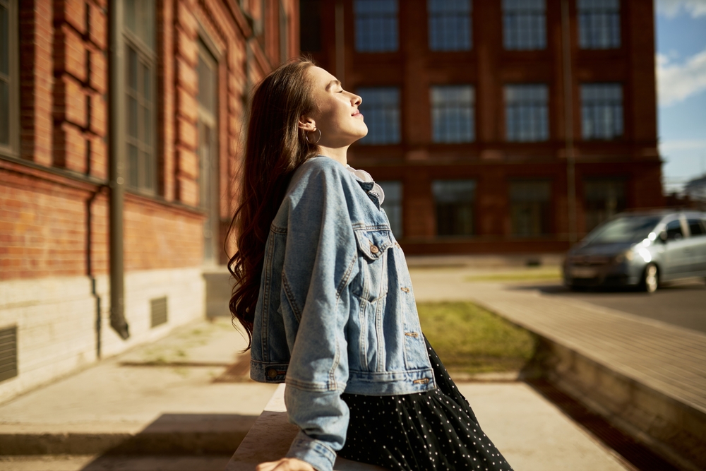 girl,enjoying,sun,pige,nyder,solen