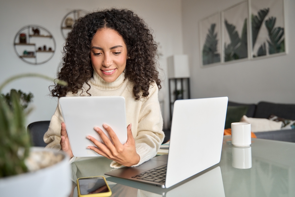 Woman,ipad,computer,kvinde