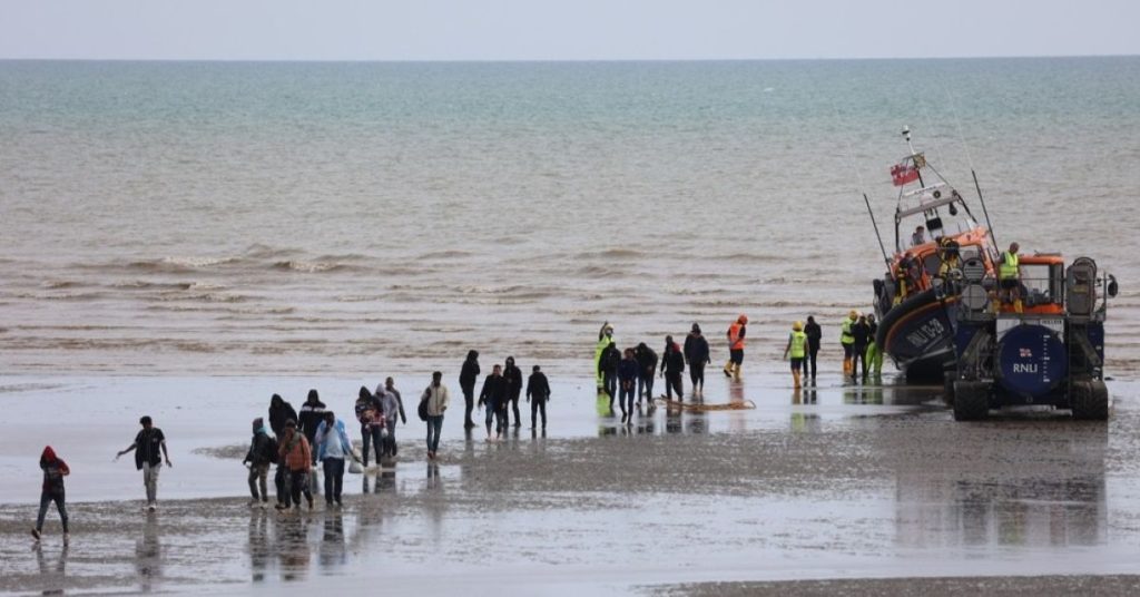english channel migrants