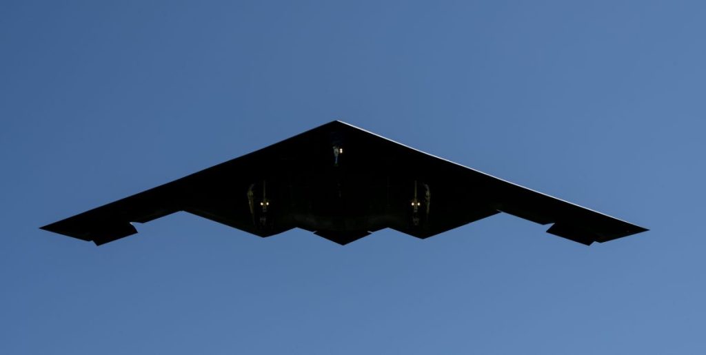 B-2_Spirit_stealth_bomber
