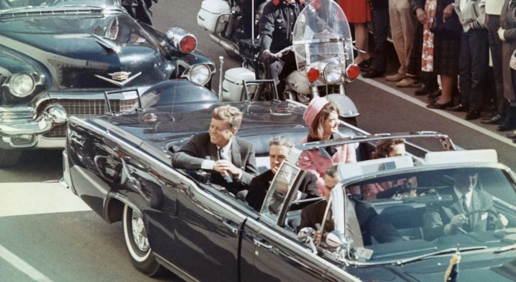 “Cela change tout” : de nouveaux fichiers JFK révèlent une dissimulation de la CIA