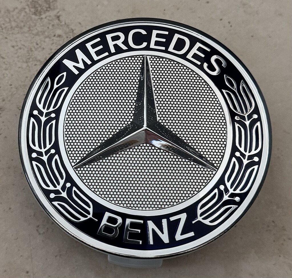 From the First Car to AI: 10 Key Moments in Mercedes-Benz History