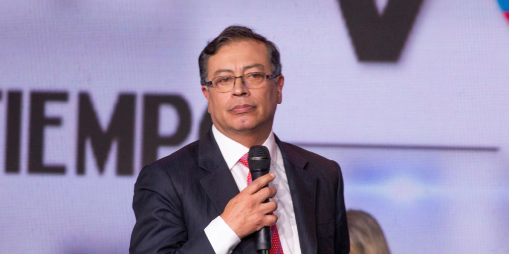 Gustavo Petro, Colombia