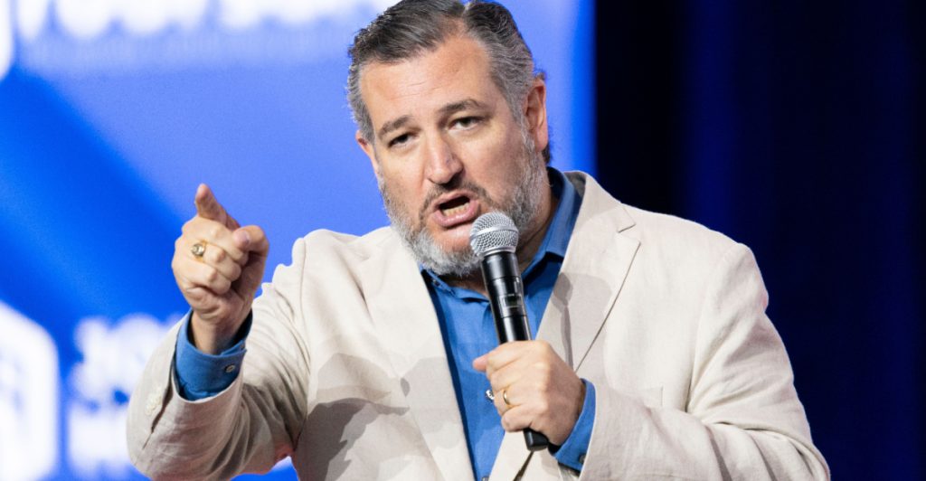 Cruz efter tragedin i Texas: ”Nu är inte tiden för politiskt spel”