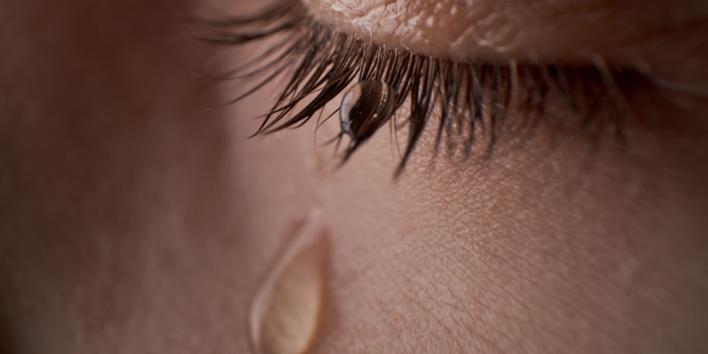 Teardrop, cheek