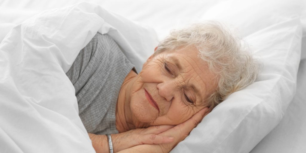 Old woman sleeping, sove, gammel, ældre, søvn