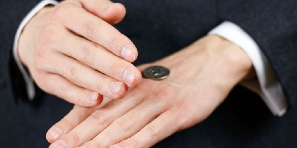 Flipping coin, coin toss, plat eller krone