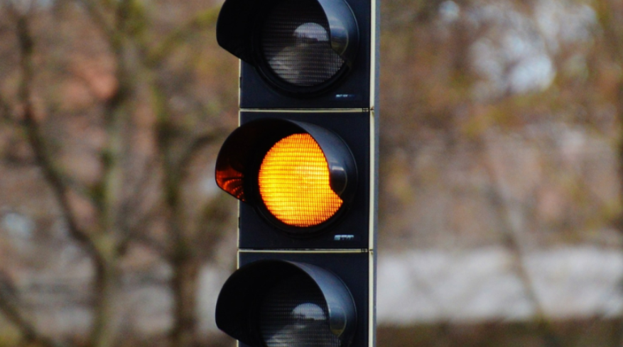 Gult lys, yellow light
