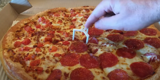 Pizza, takeaway, trekant i pizza